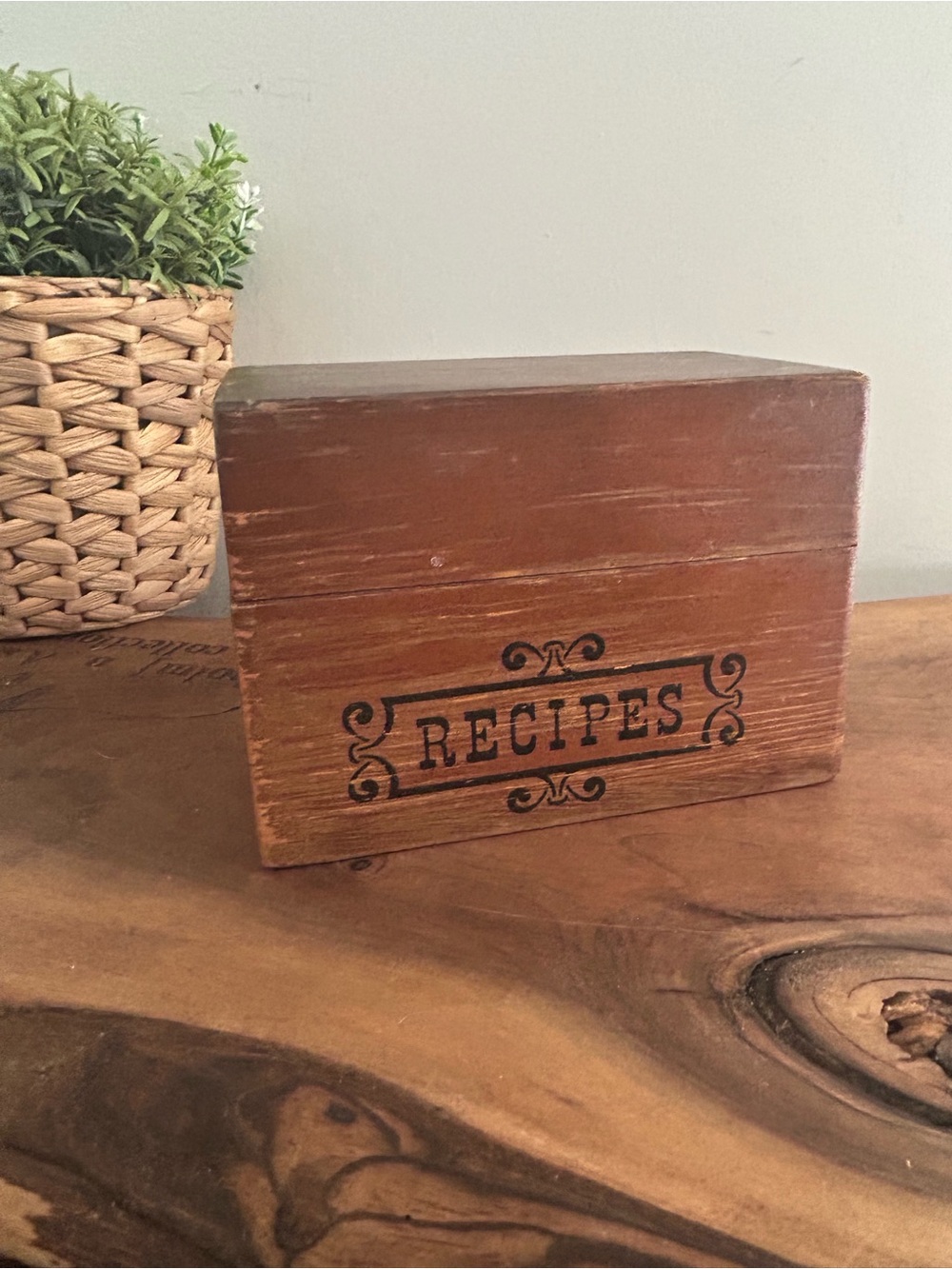 Vintage Wooden Recipe Box with cards- Rustic Brown farmhouse
